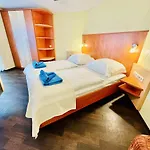 Residenz Seestern, Seenest